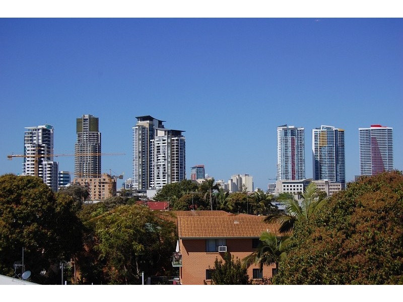 10/14 Little Norman Street, Southport QLD 4215