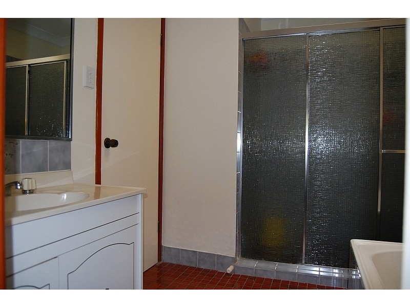 1/49 Corunna Crescent, Ashmore QLD 4214