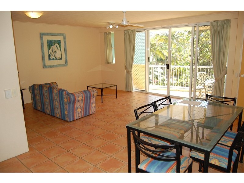127/10 Alexandra Avenue, Broadbeach QLD 4218