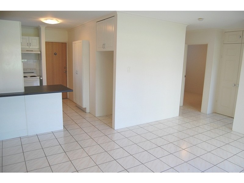 1/13 Wharf Road, Surfers Paradise QLD 4217