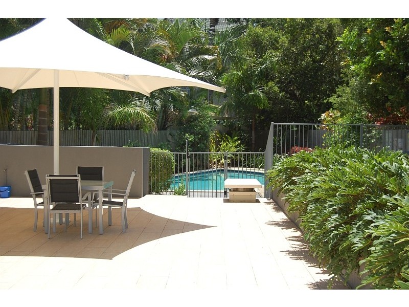 13/15 Wharf Road, Surfers Paradise QLD 4217