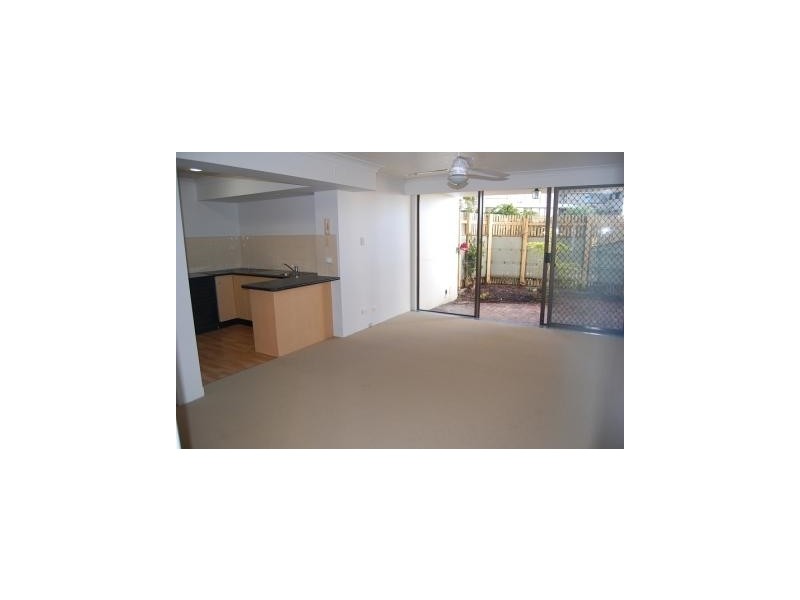 101/2-8 Albert Avenue, Broadbeach QLD 4218