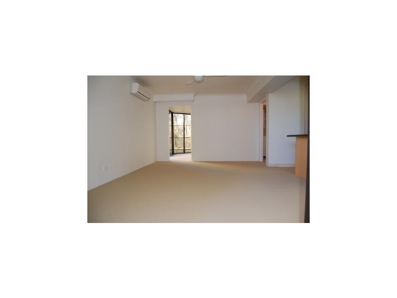 101/2-8 Albert Avenue, Broadbeach QLD 4218