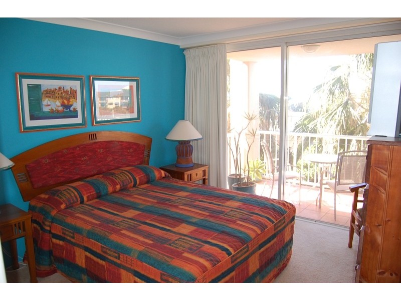 Broadbeach QLD 4218