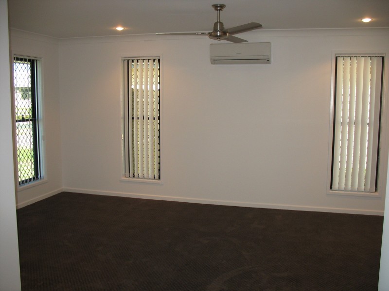 27 Stone Drive, Mackay QLD 4740
