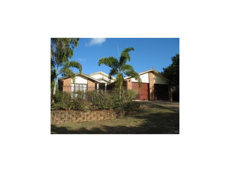 2 Andrew Milne Drive, Mackay QLD 4740