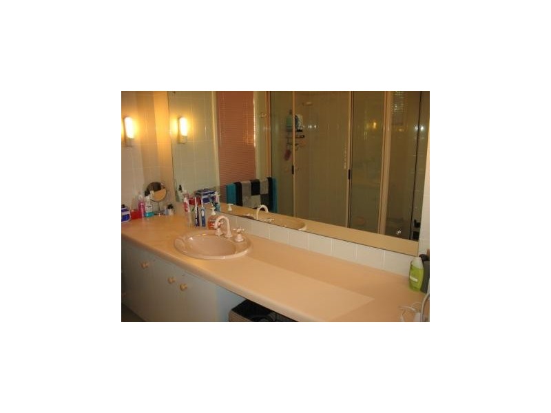 2 Andrew Milne Drive, Mackay QLD 4740