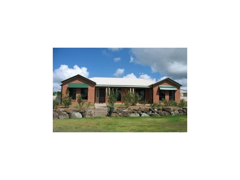 2 Mattey Court, Walkerston QLD 4751