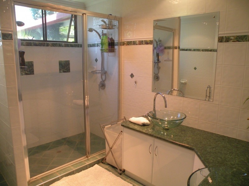 24 Roberts Avenue, North Mackay QLD 4740