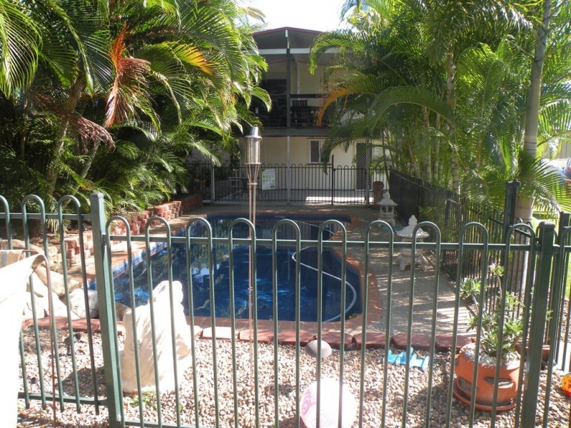 24 Roberts Avenue, North Mackay QLD 4740