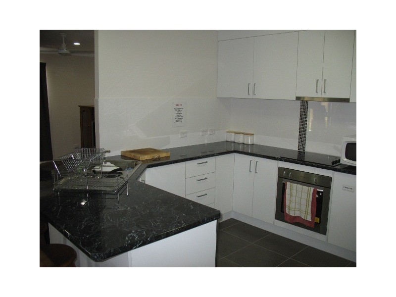 1 & 2/61 South Molle Boulevard, Cannonvale QLD 4802