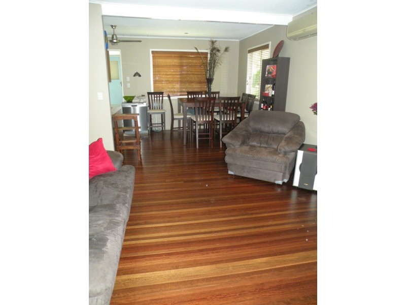 10 Pheasant Street, Slade Point QLD 4740