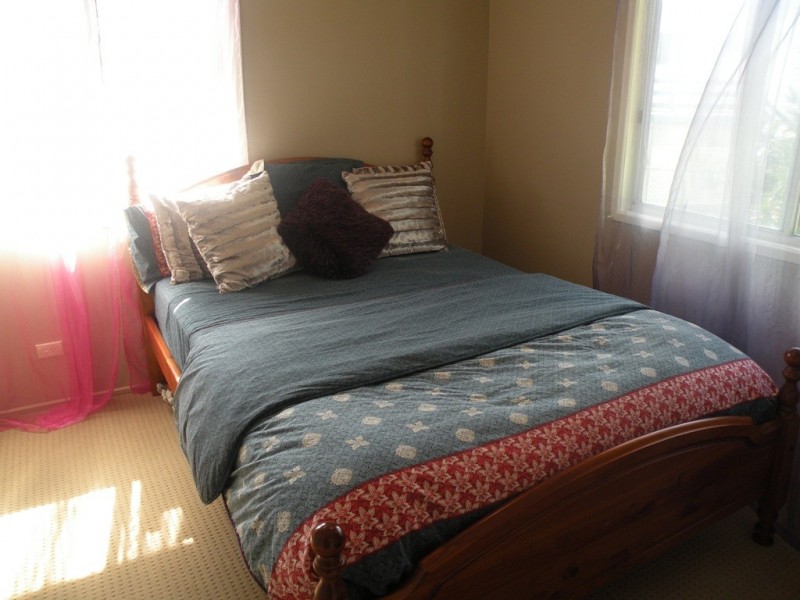 10 Pheasant Street, Slade Point QLD 4740