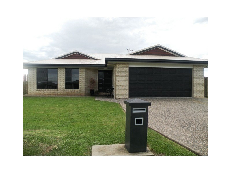 1 Armstrong Court, Marian QLD 4753