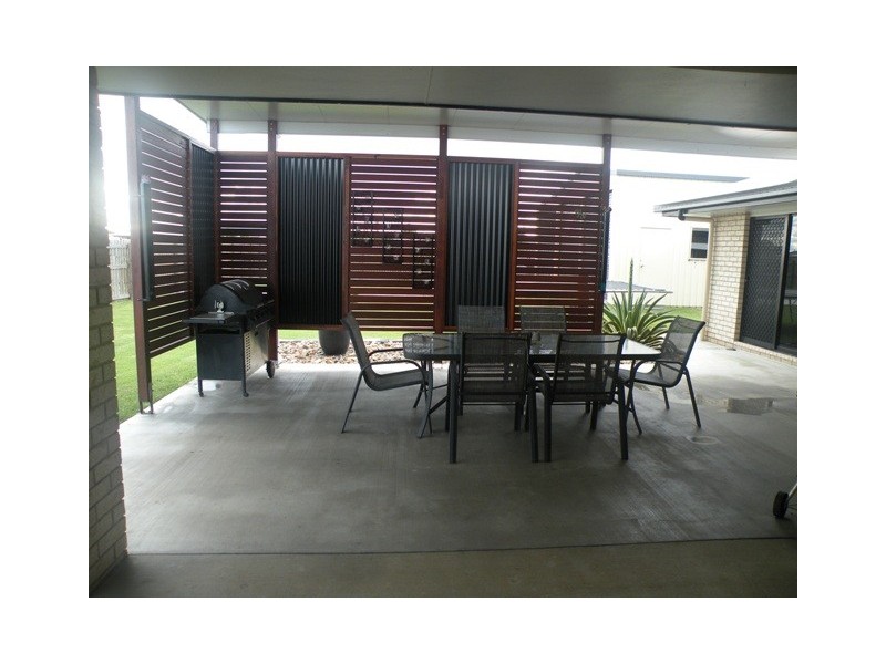 1 Armstrong Court, Marian QLD 4753