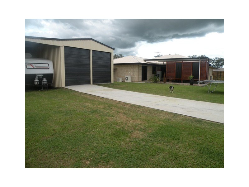 1 Armstrong Court, Marian QLD 4753