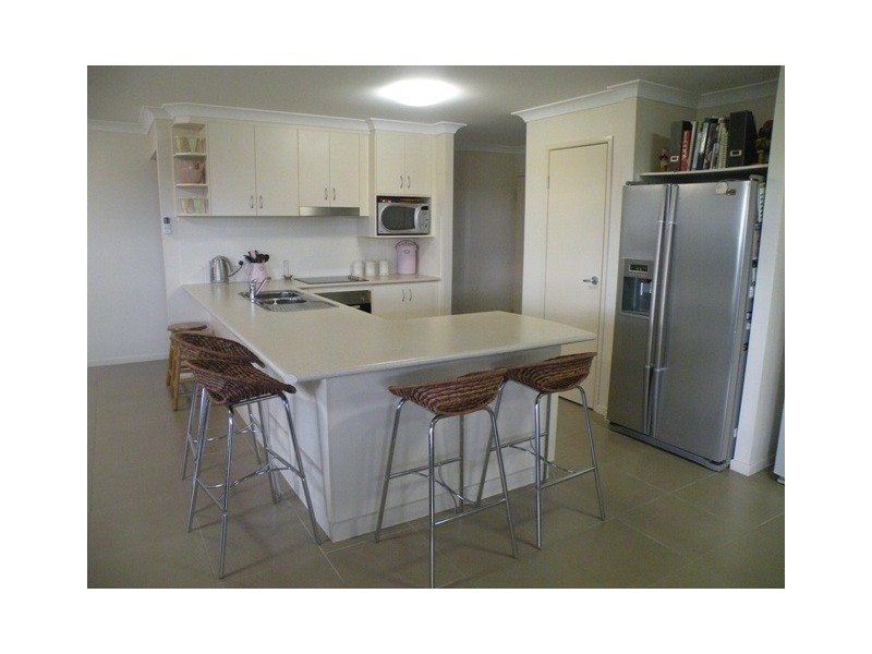 1 Armstrong Court, Marian QLD 4753