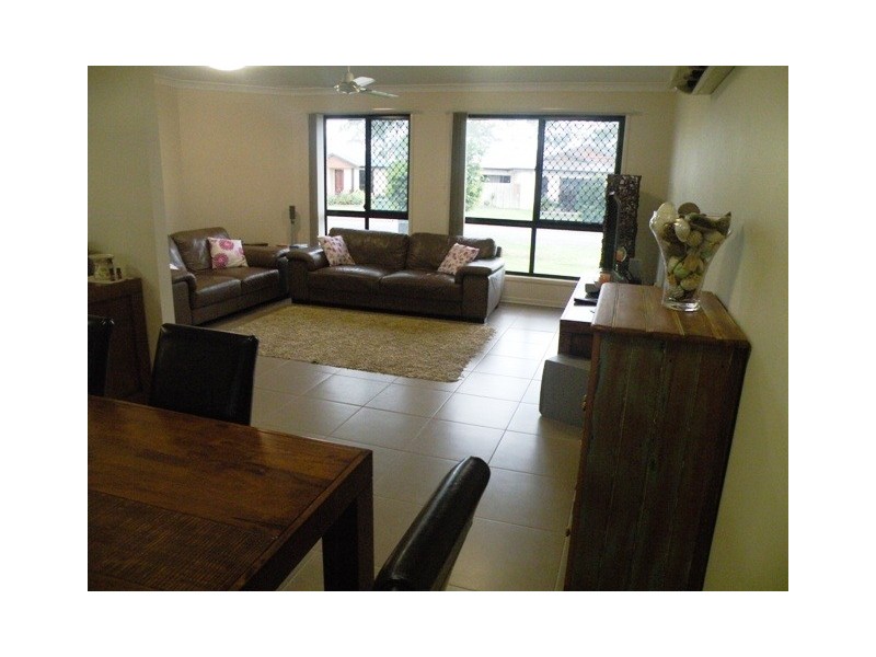 1 Armstrong Court, Marian QLD 4753