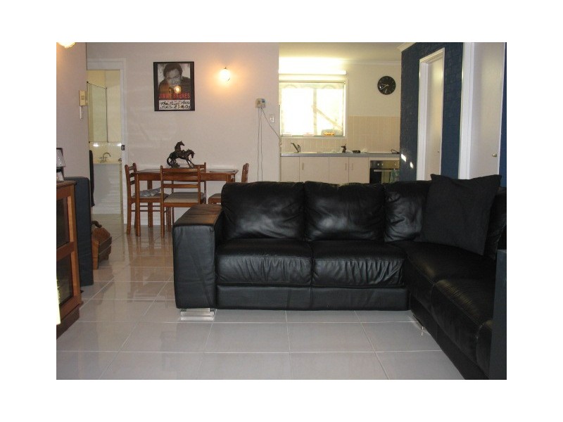 2/395 Bridge Road, Mackay QLD 4740