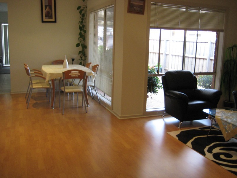 Taylors Hill VIC 3037