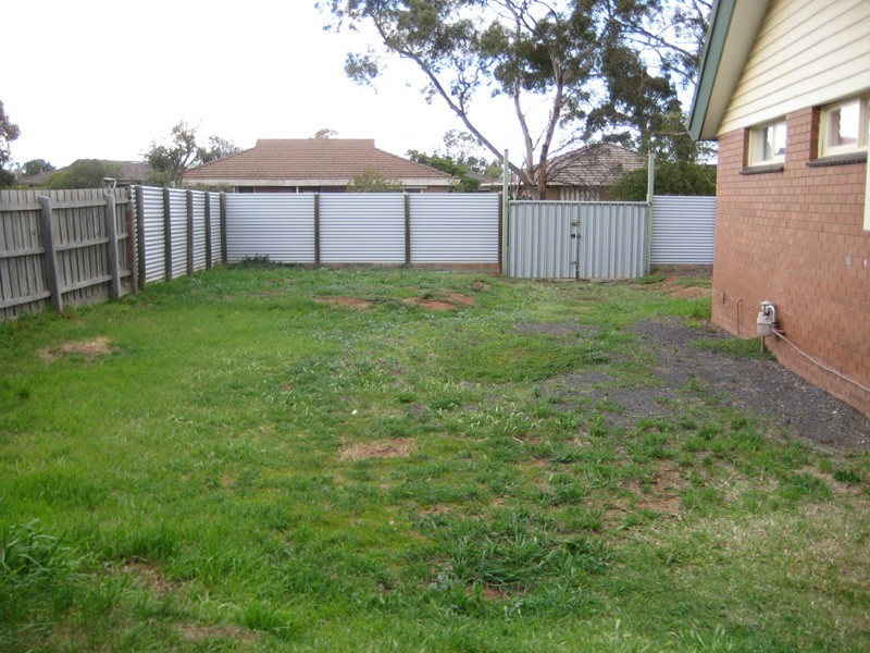 Melton West VIC 3337