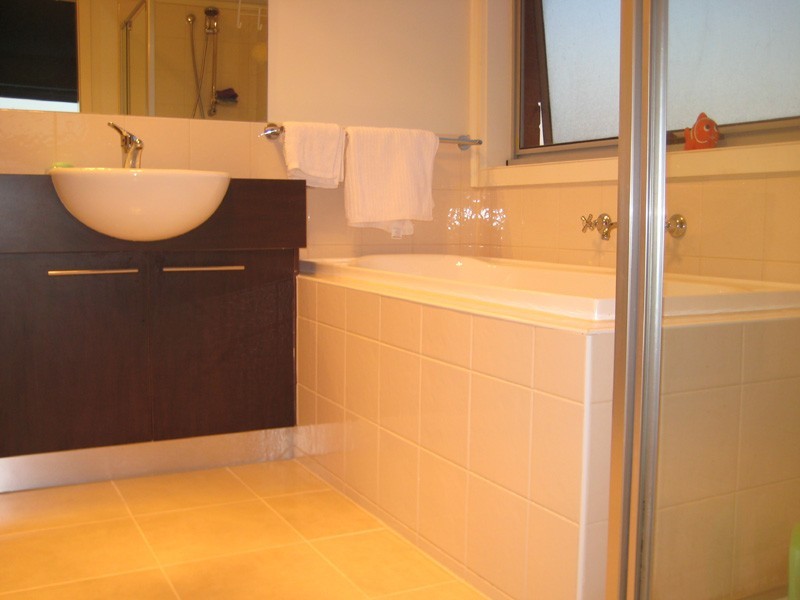 Caroline Springs VIC 3023