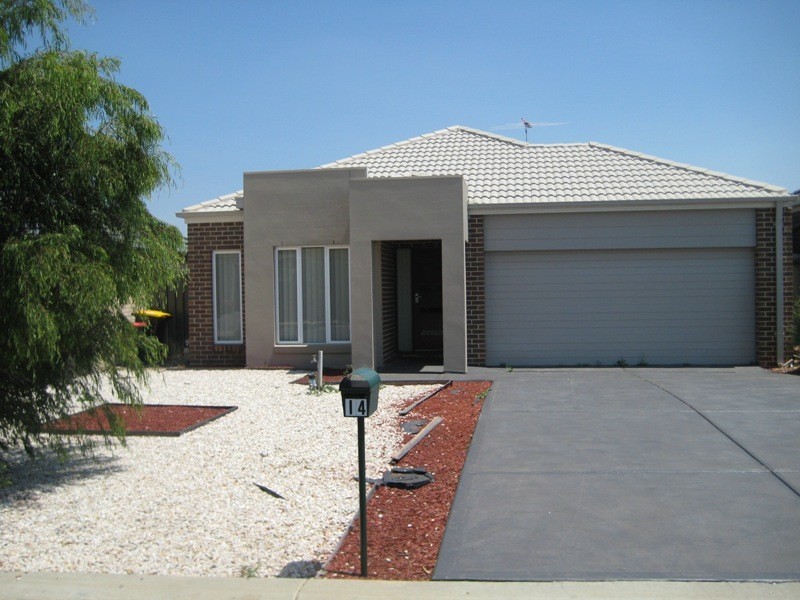 Caroline Springs VIC 3023