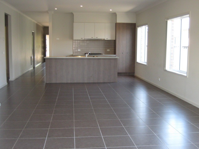 Caroline Springs VIC 3023