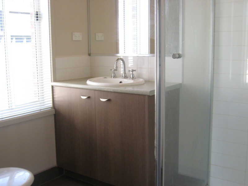 Caroline Springs VIC 3023