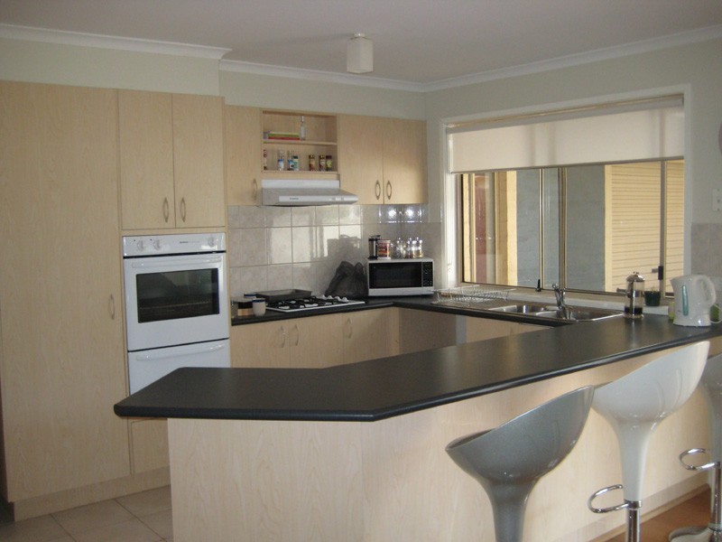 Caroline Springs VIC 3023