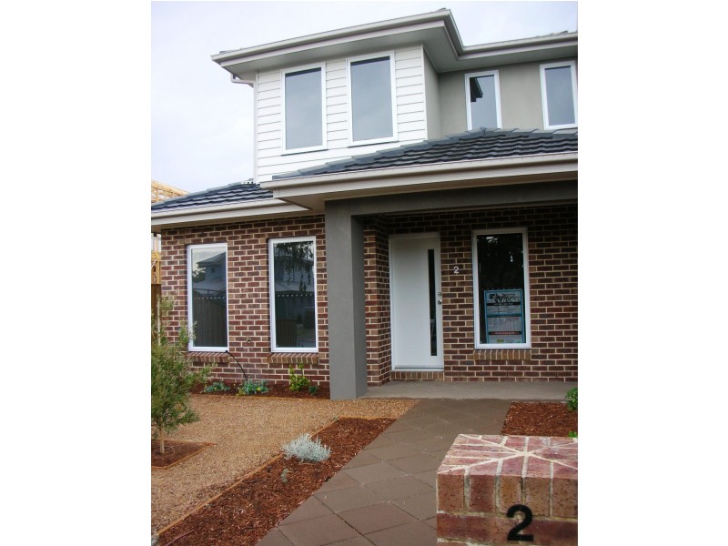 2/176 woods street, Newport VIC 3015