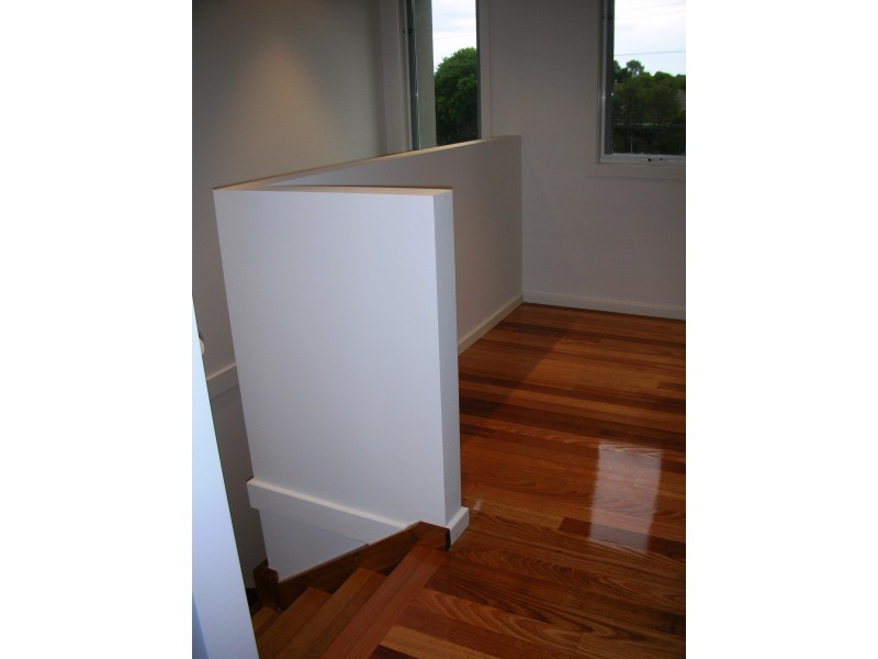 2/176 woods street, Newport VIC 3015