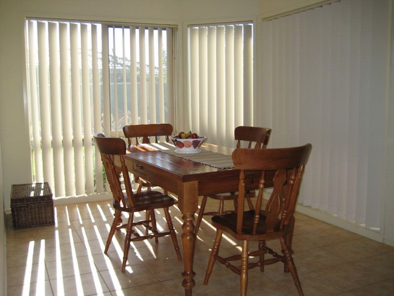 Taylors Hill VIC 3037