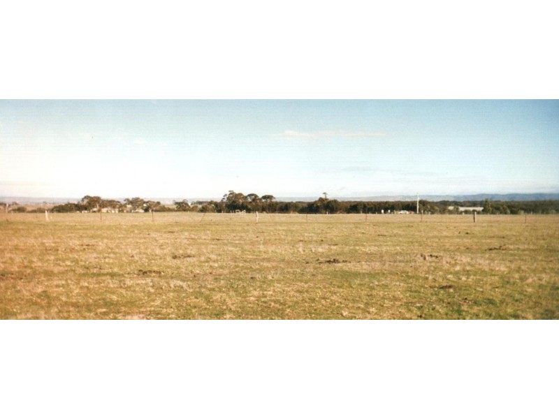122 – 142 The Bullock Track, Melton VIC 3337