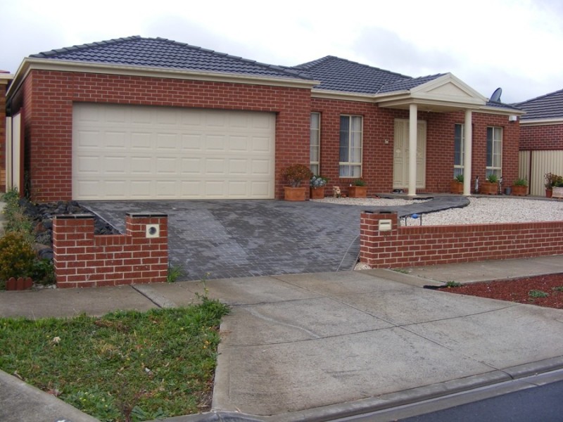 8 sedgefield terrace, Cairnlea VIC 3023
