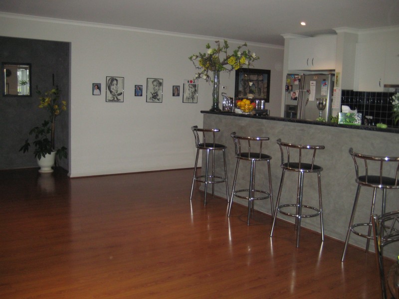 Cairnlea VIC 3023