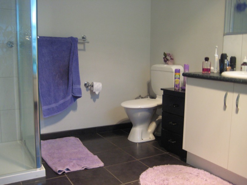 Cairnlea VIC 3023