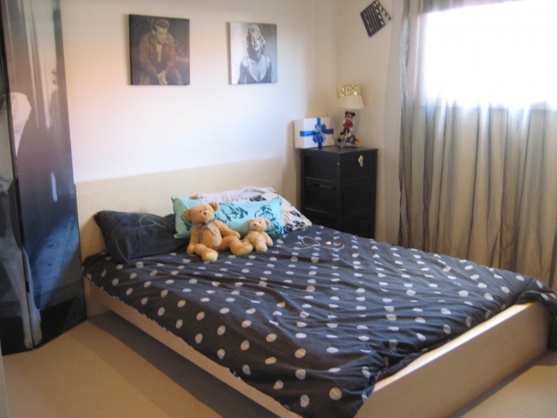 Taylors Hill VIC 3037
