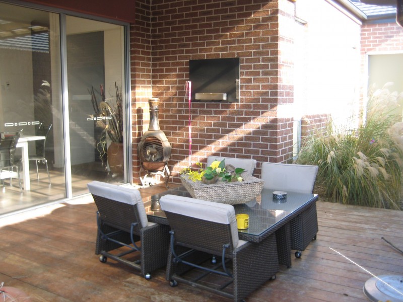 Taylors Hill VIC 3037