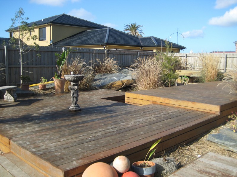 Taylors Hill VIC 3037