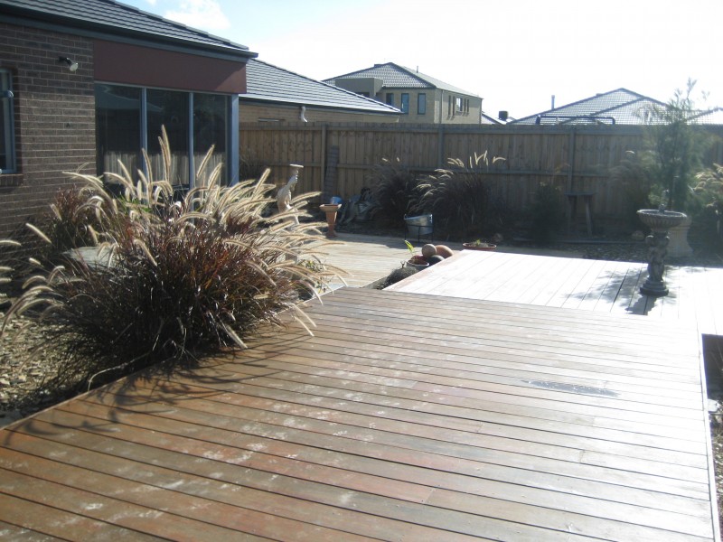 Taylors Hill VIC 3037