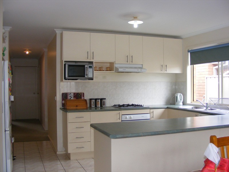 Caroline Springs VIC 3023