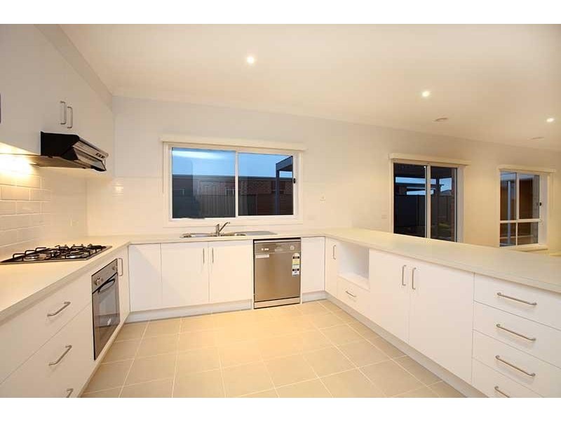 30 Mowbray road, Point Cook VIC 3030