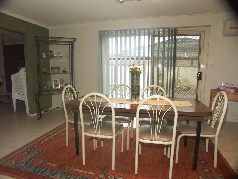 Taylors Hill VIC 3037