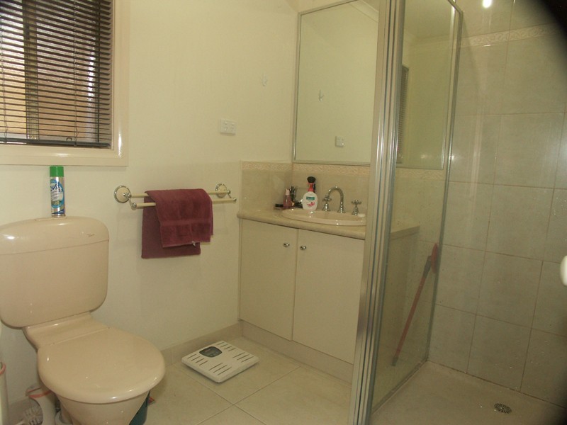 Taylors Hill VIC 3037