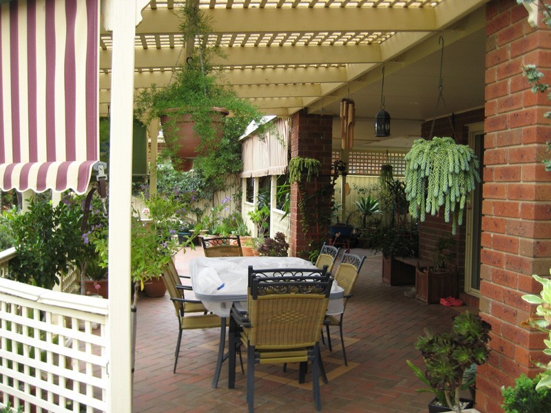 Taylors Lakes VIC 3038