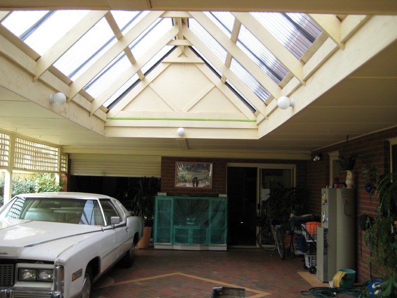 Taylors Lakes VIC 3038