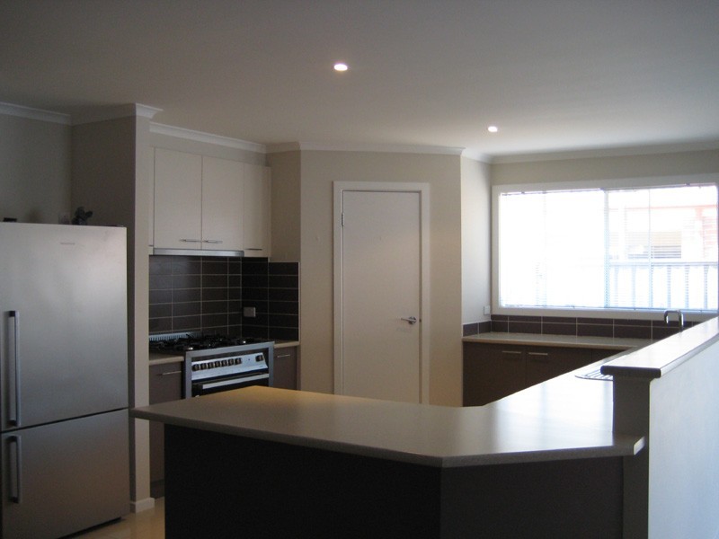 18 Niland Crescent, Point Cook VIC 3030