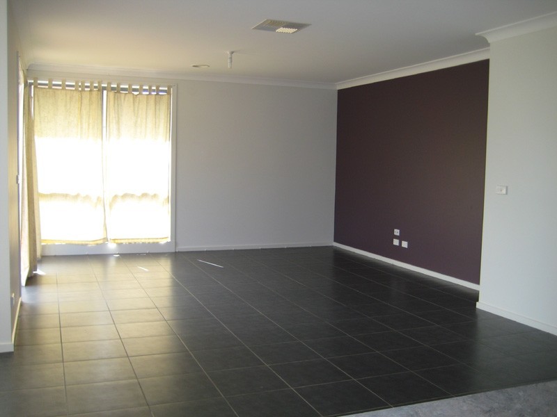 32 Wills Terrace, Burnside Heights VIC 3023