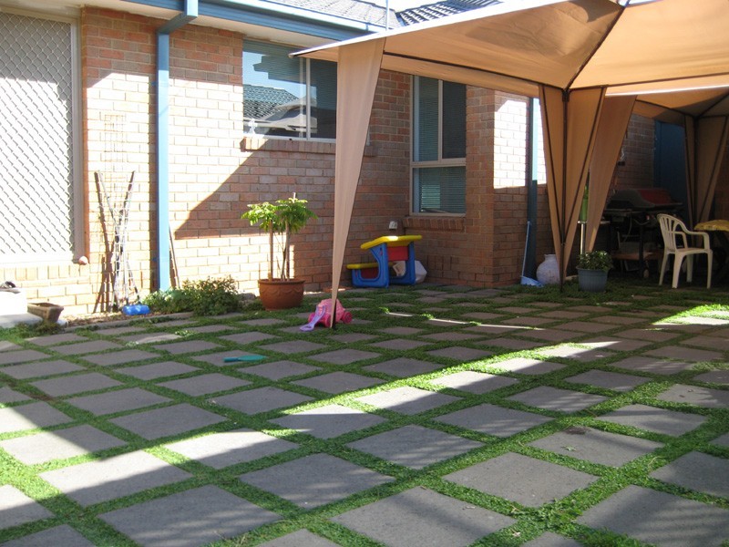 Taylors Hill VIC 3037